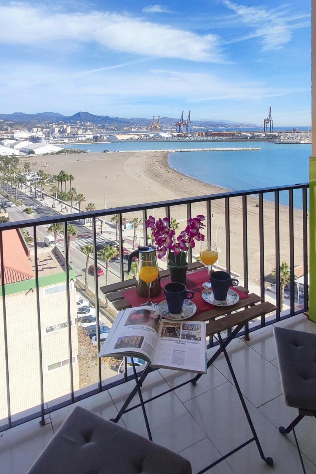 Apartamento Mirador Del Mediterraneo Málaga Dış mekan fotoğraf